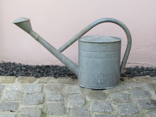 Alte zinkgießkanne gießkanne - alte,